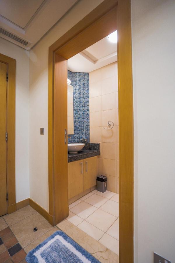 Luxury 4Br Apt - Palm Jumeriah - Beach Club Access Дубай Екстер'єр фото